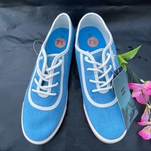 TOMS Womens Carmel Sneakers canvas Shoes Casual - Blue size 7.5